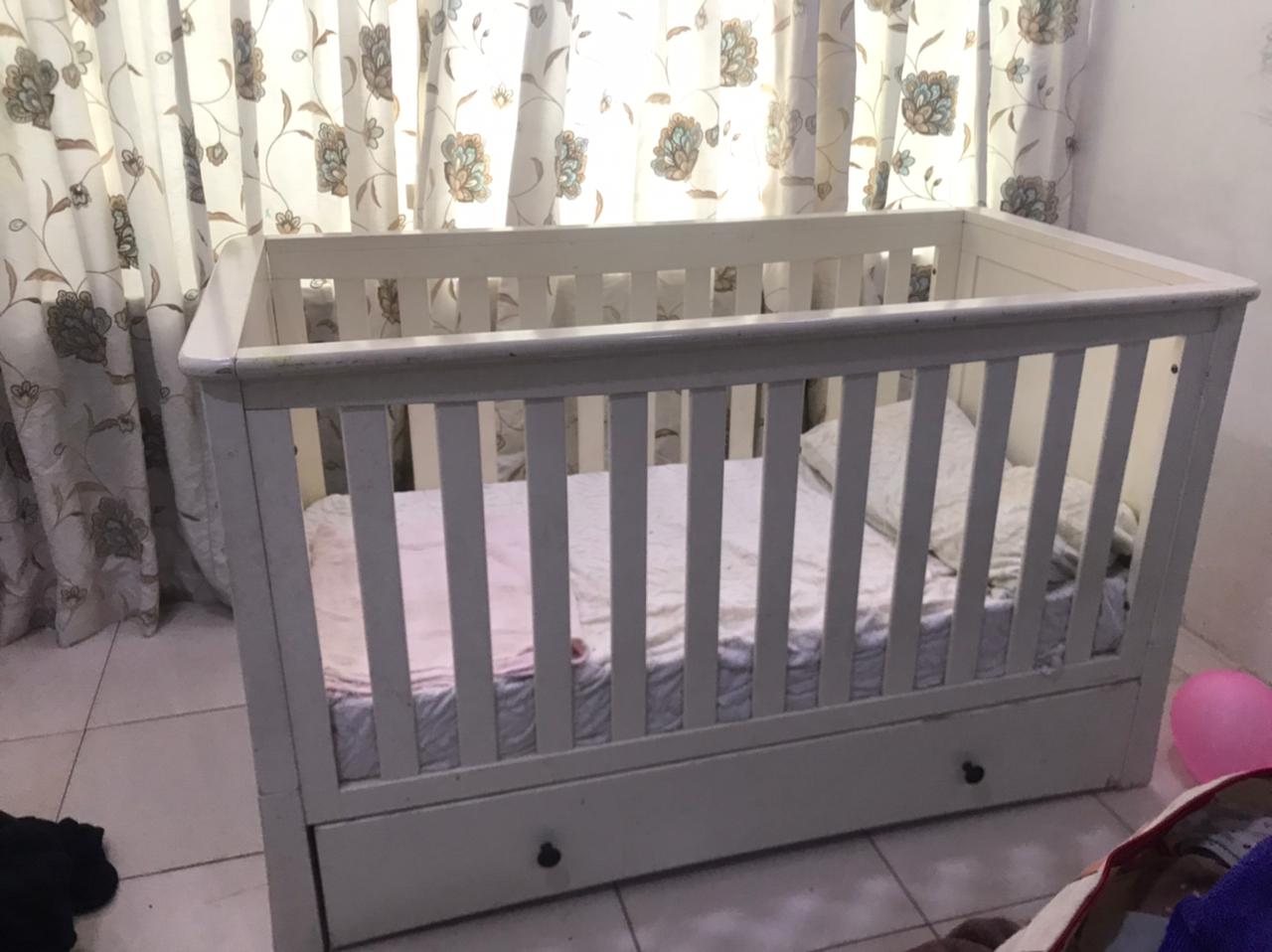 Shop now for the MOTHERCARE Harrogate Crib and Cot Bed, offering timeless elegance and versatility for your growing child!