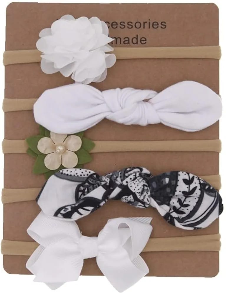 Add a touch of charm to your baby girl’s look with these delightful hair accessories, designed to complement any outfit. 