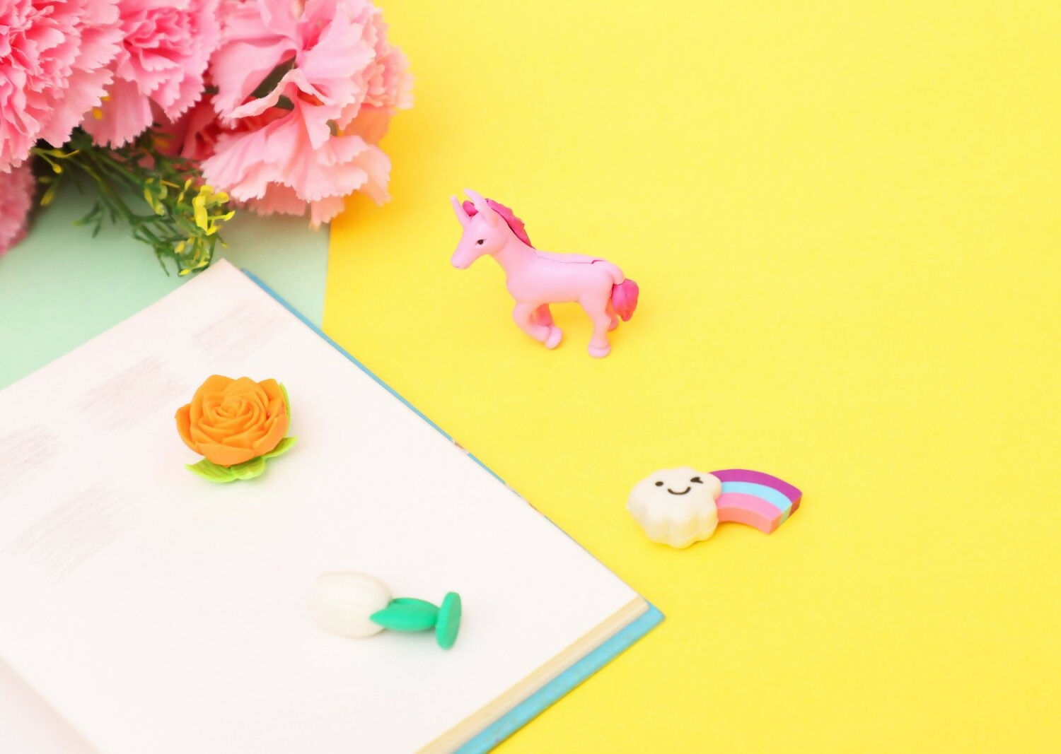 Fun colorful dust free erasers for kids. Erasing anymistake becomes much more fun with these beautifully crafted erasers.