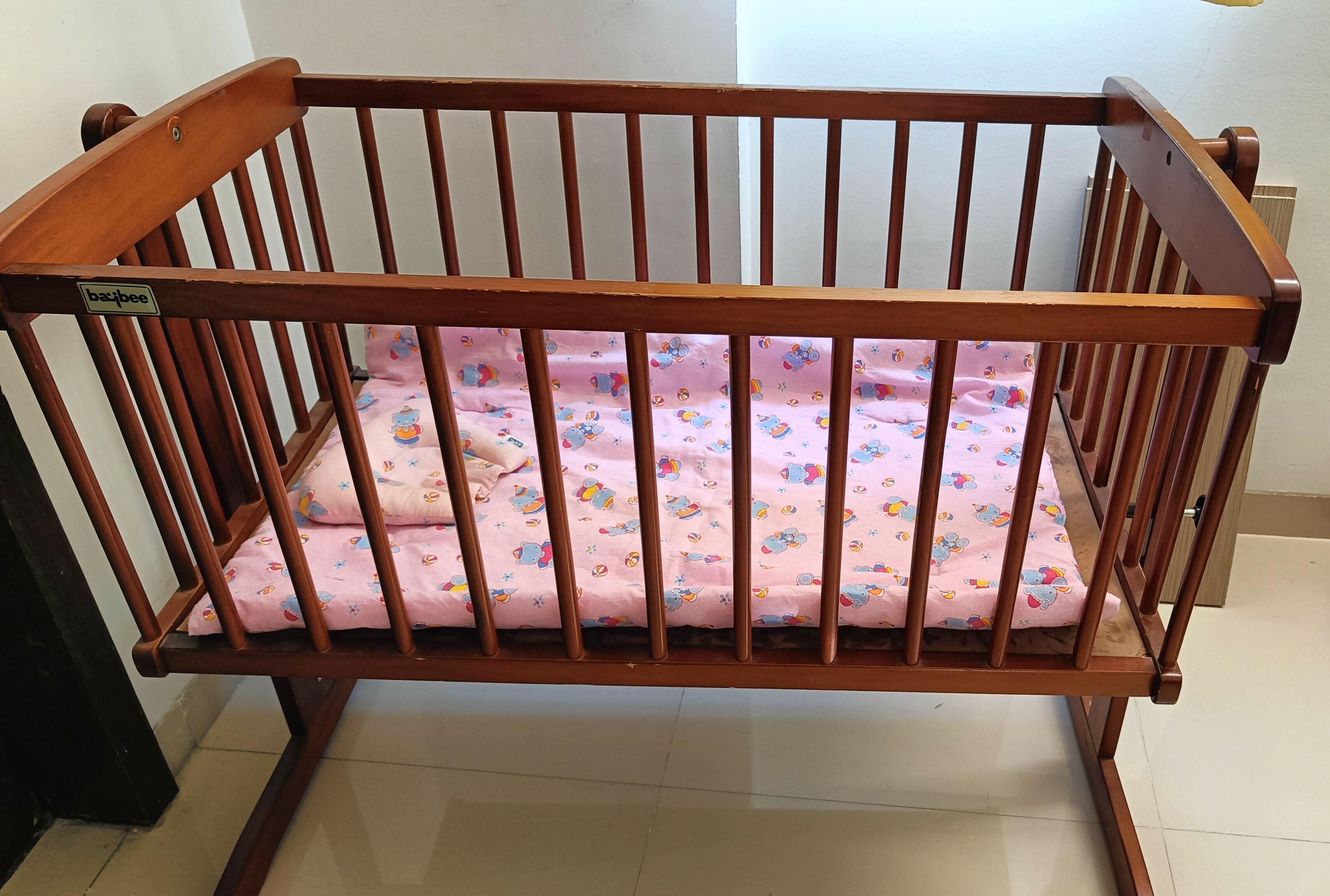 BABY HUG  JOY PLUS Cradle