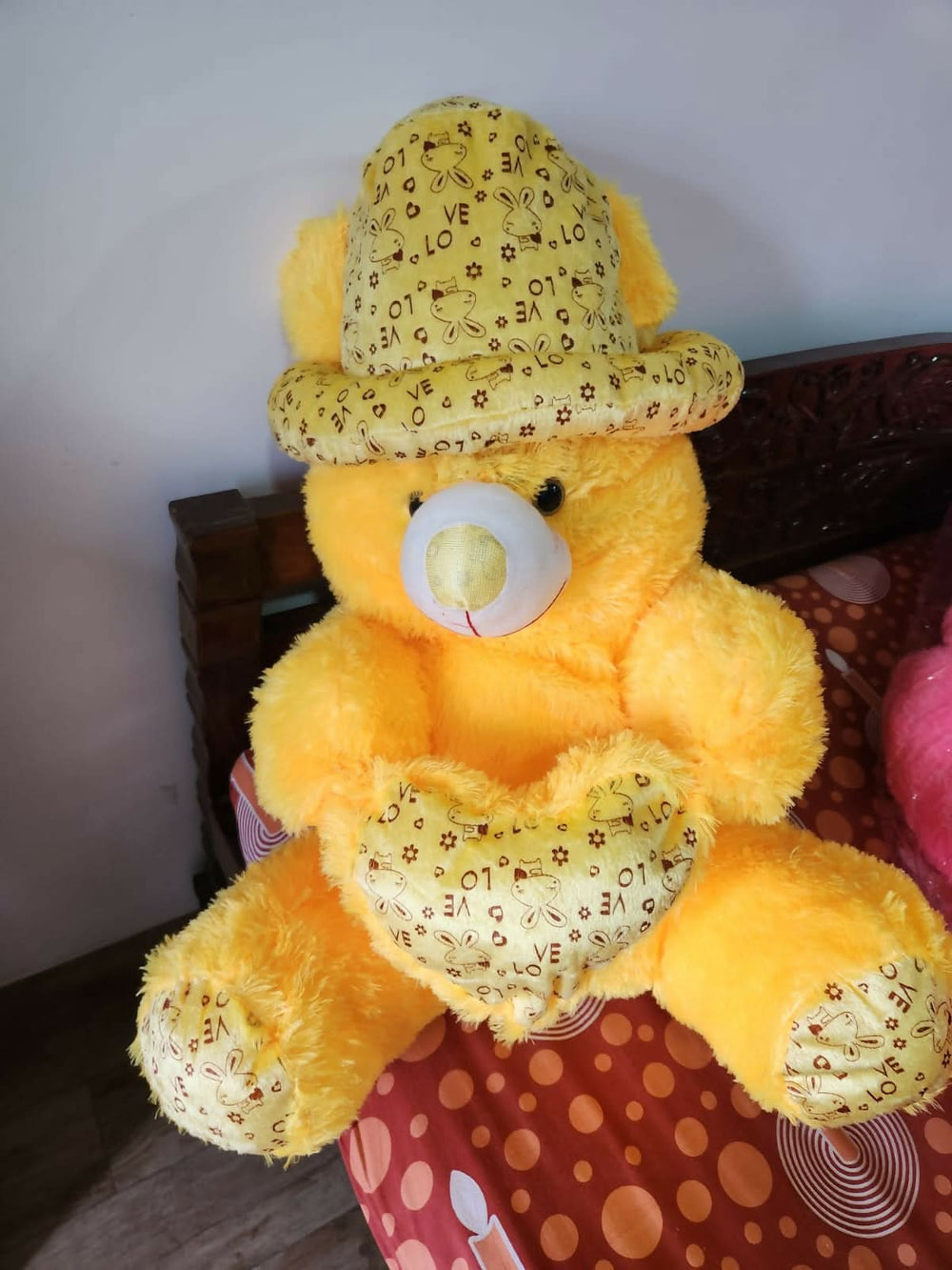 Give your baby the softest companion with this irresistibly cuddly teddy bear!