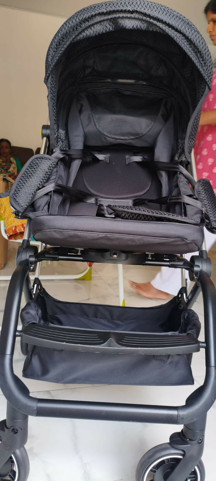 R FOR RABBIT Street Smart 360° Rotatable Seat Stroller