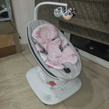 4 moms Mamaroo Baby swing