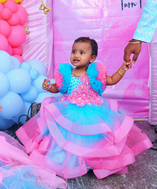 Make her first birthday unforgettable with the LI AND LI 1st Birthday Frock/Dress, a beautiful blend of style and celebration for your baby girl.