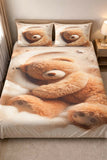 Bedding set with bear design