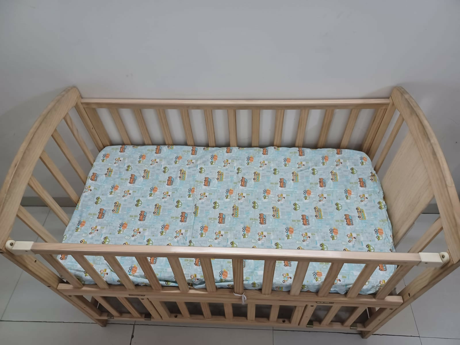 STAR AND DAISY 12-in-1 baby crib, convertible baby cot with rocking base, multifunctional wooden crib, rocking baby bed India, newborn to toddler crib
