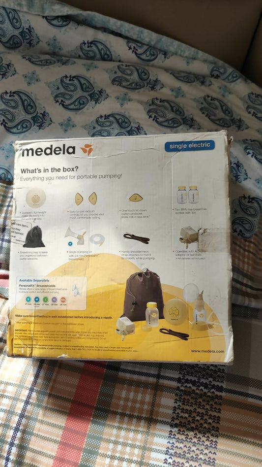 MEDELA Swing Single Electric Breast Pump with 2-Phase Expression Technology for efficient and comfortable milk expression.