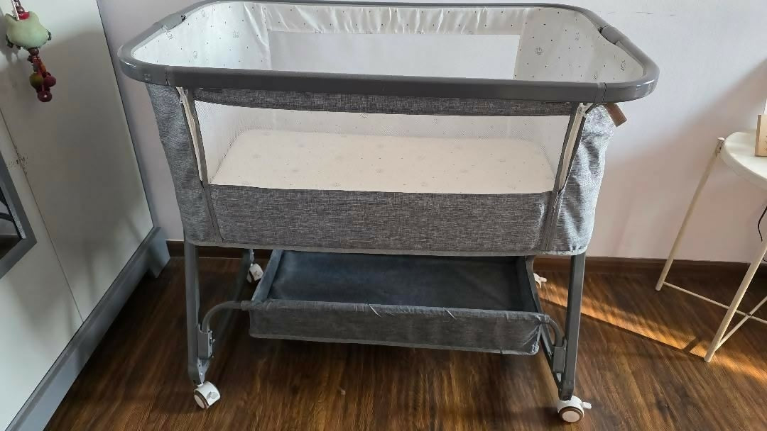 MONSTECH 6 In 1 Baby Bassinet Folding Portable Baby Cradle