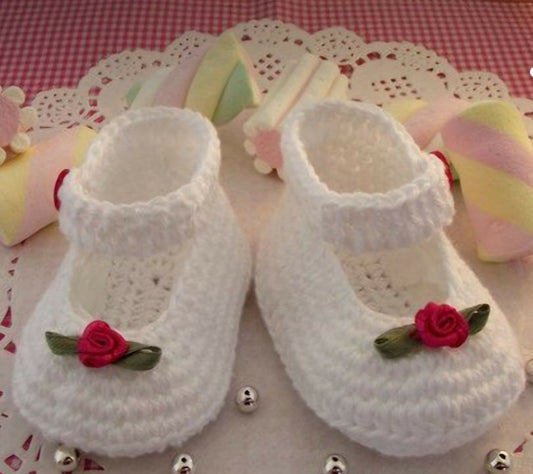 Add a personal touch to your baby girl’s wardrobe with Customized Footwear – designed for maximum comfort and style, allowing you to choose from a variety of colors, patterns, and embellishments.