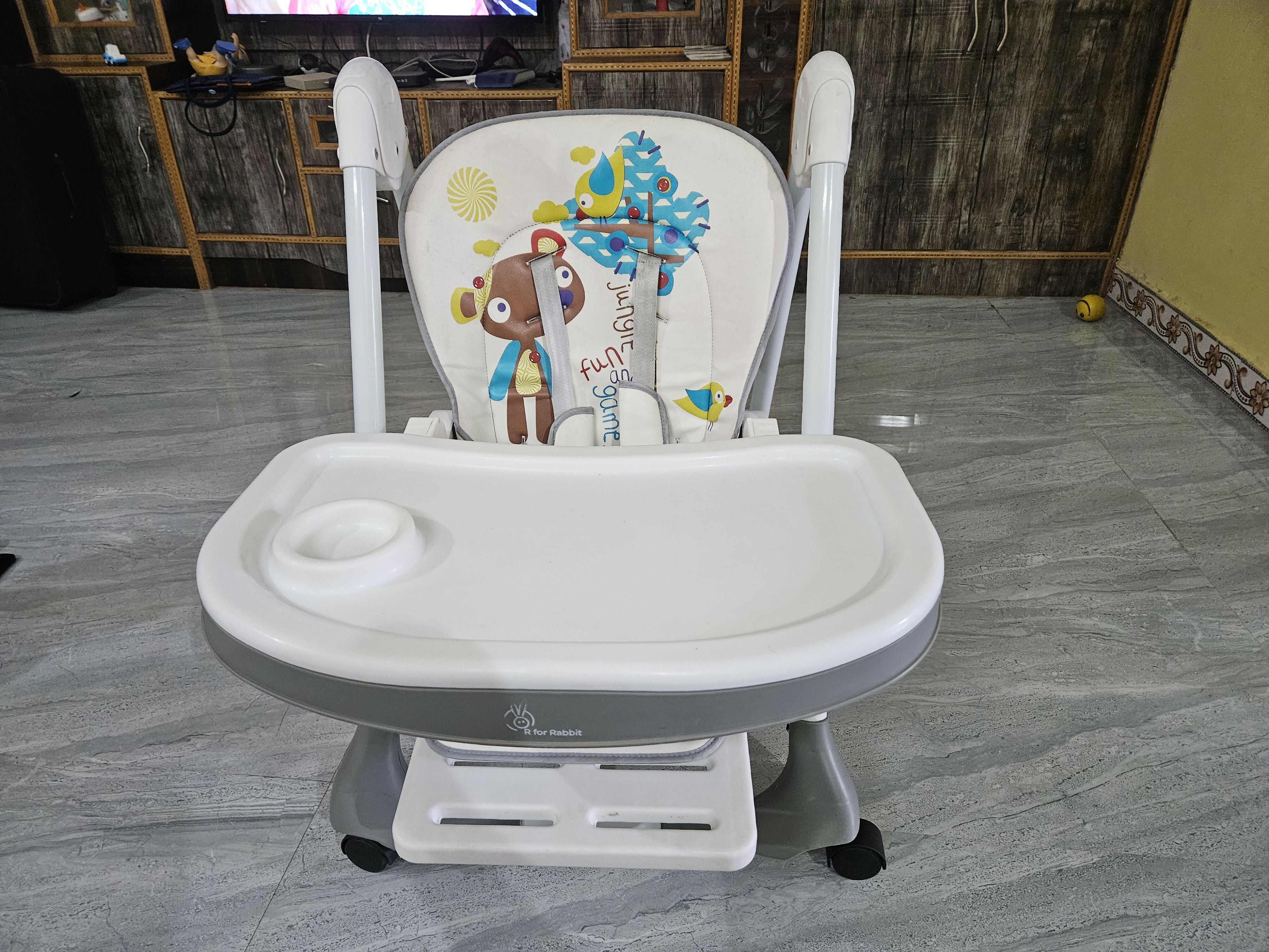 R FOR RABBIT Marshmallow High Chair with wheels - PyaraBaby