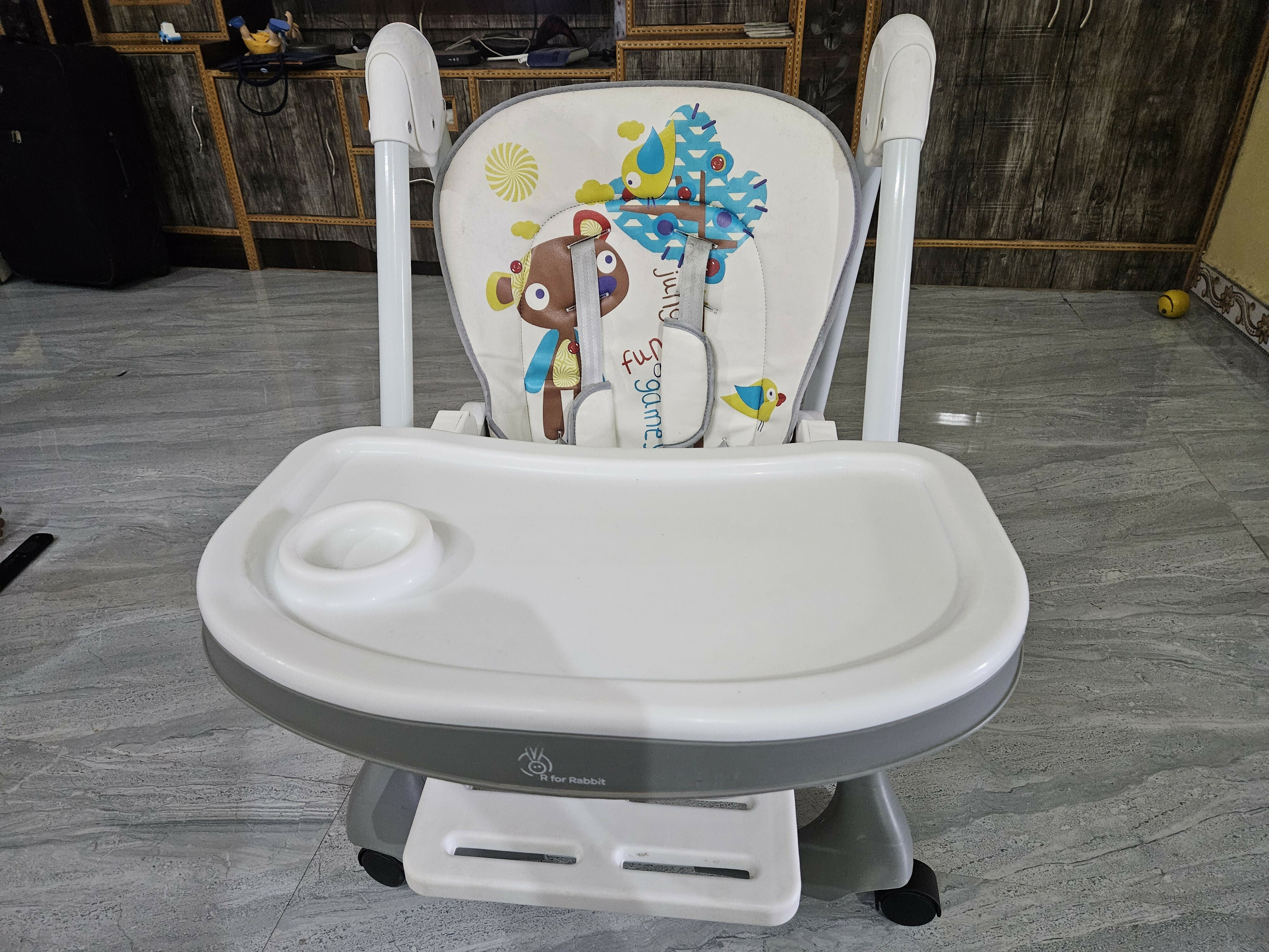 R FOR RABBIT Marshmallow High Chair with wheels - PyaraBaby