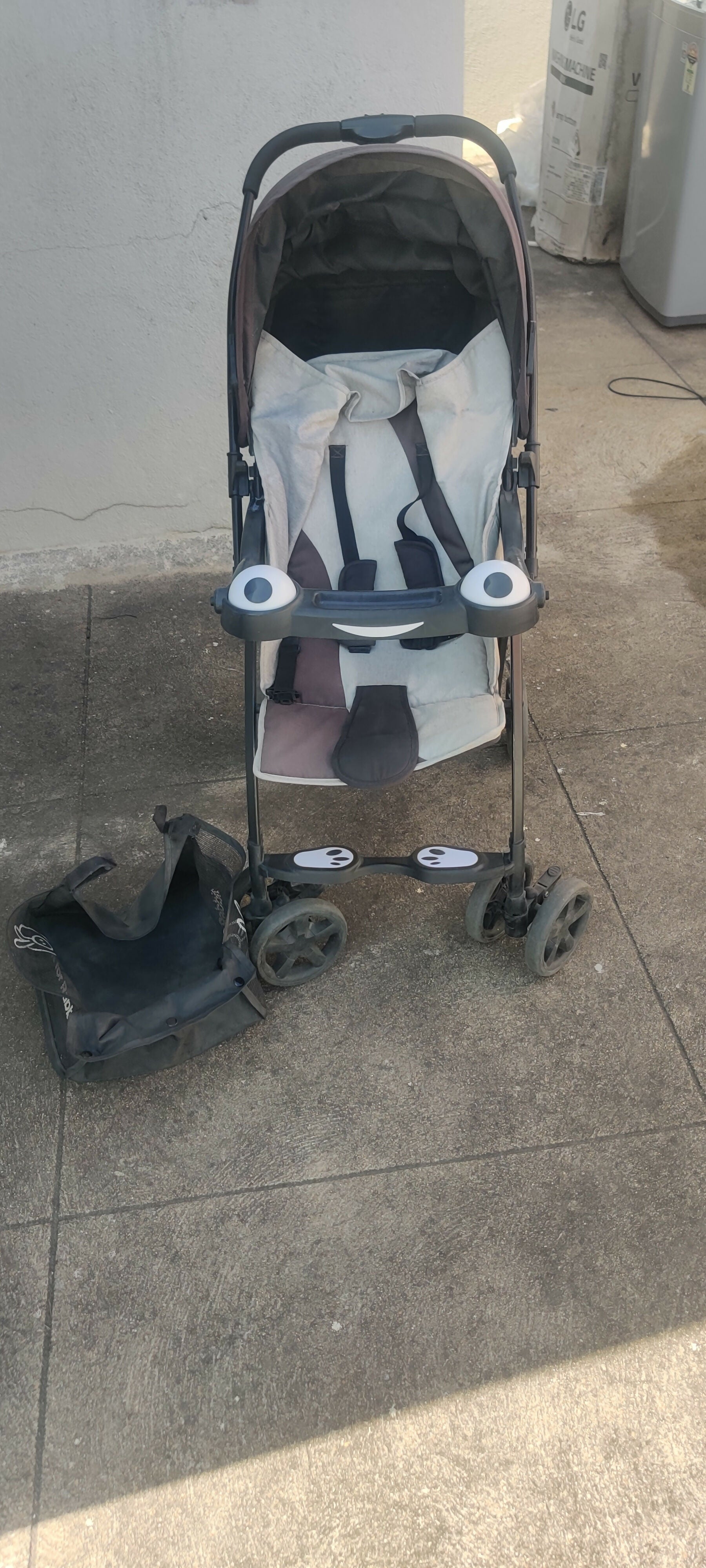 R FOR RABBIT Baby Stroller