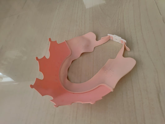 CHICCO Silicone Spoon And BABYHUG Shower cap