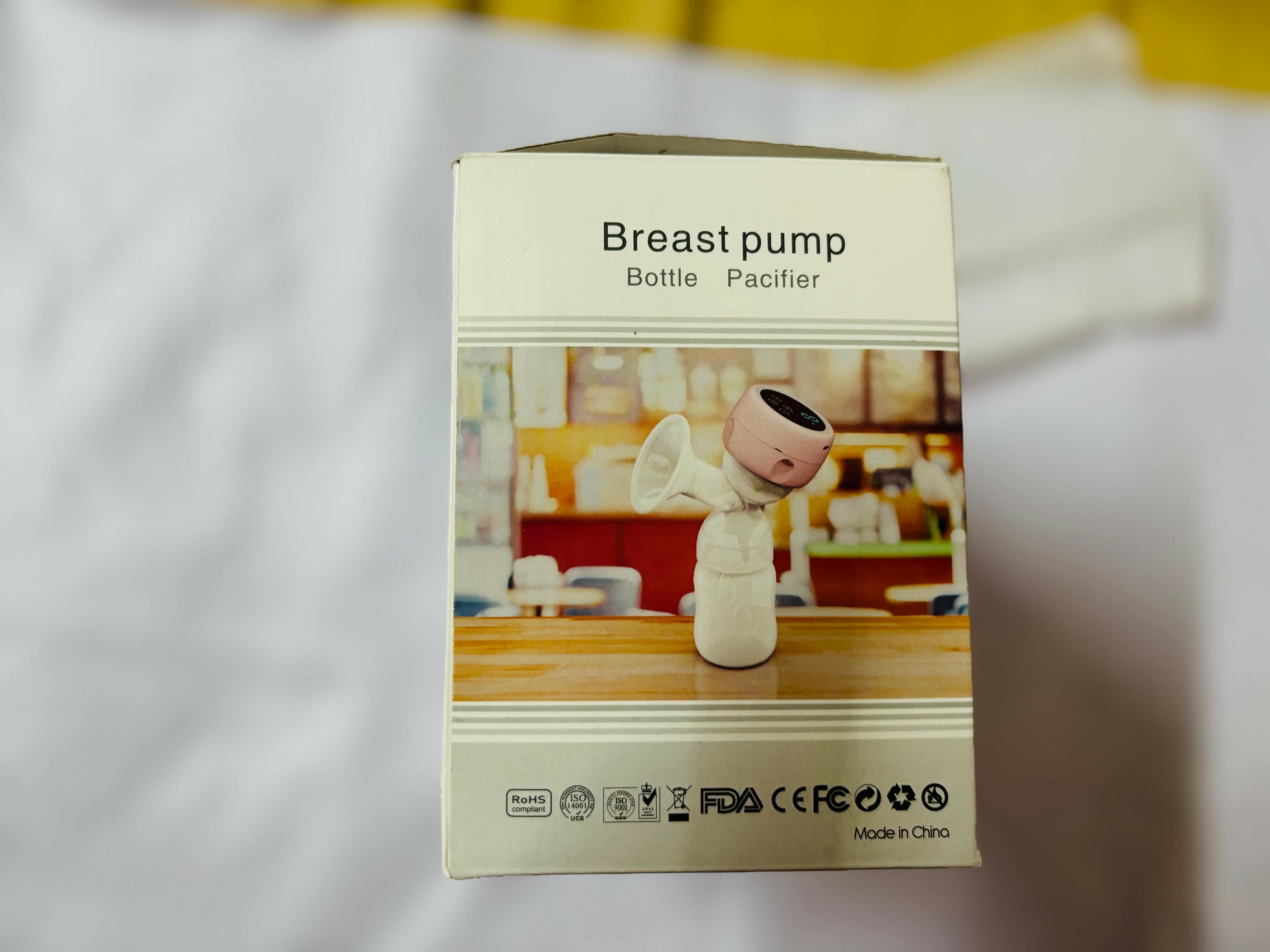 Electric breast pump – efficient, comfortable, and quiet milk expression support for breastfeeding moms.

