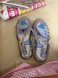 Butterfly-themed sandals 