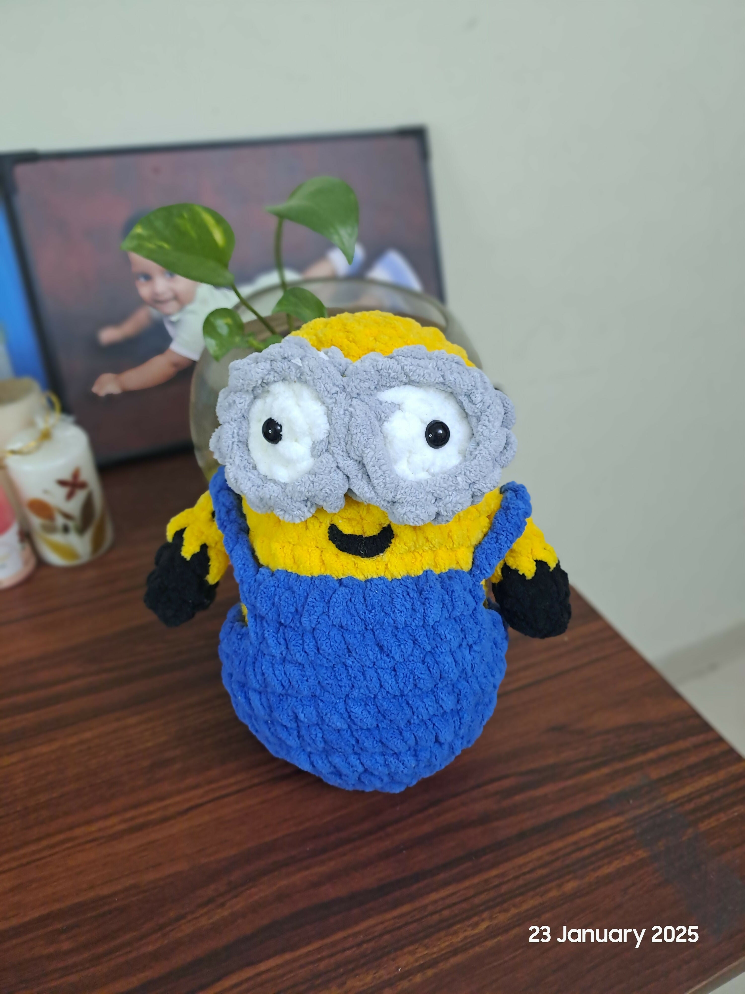 Crochet Minion Softtoy/Crochet Handmade Minion Plushie toy