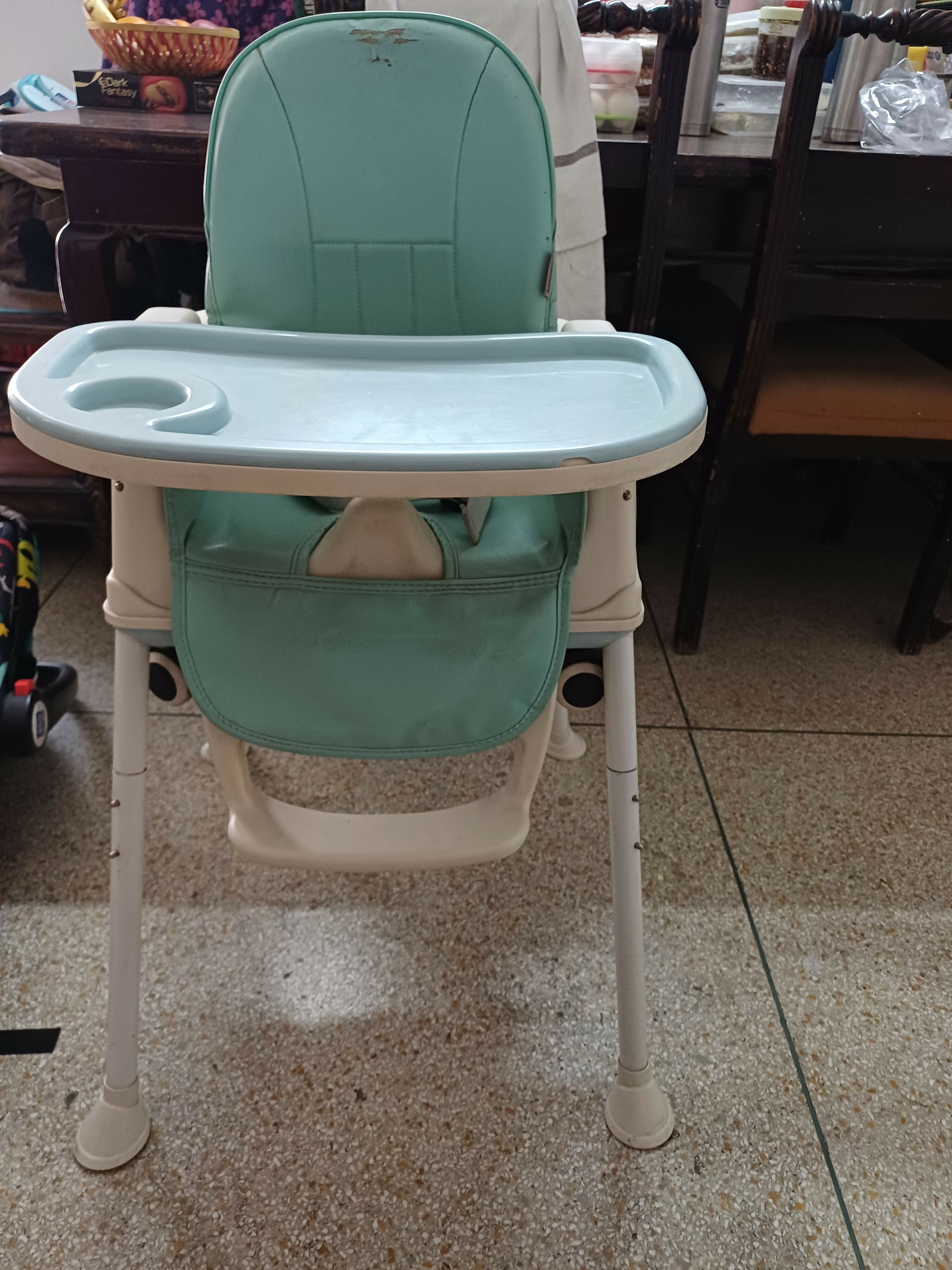 BABYHUG  3 in 1 High chair