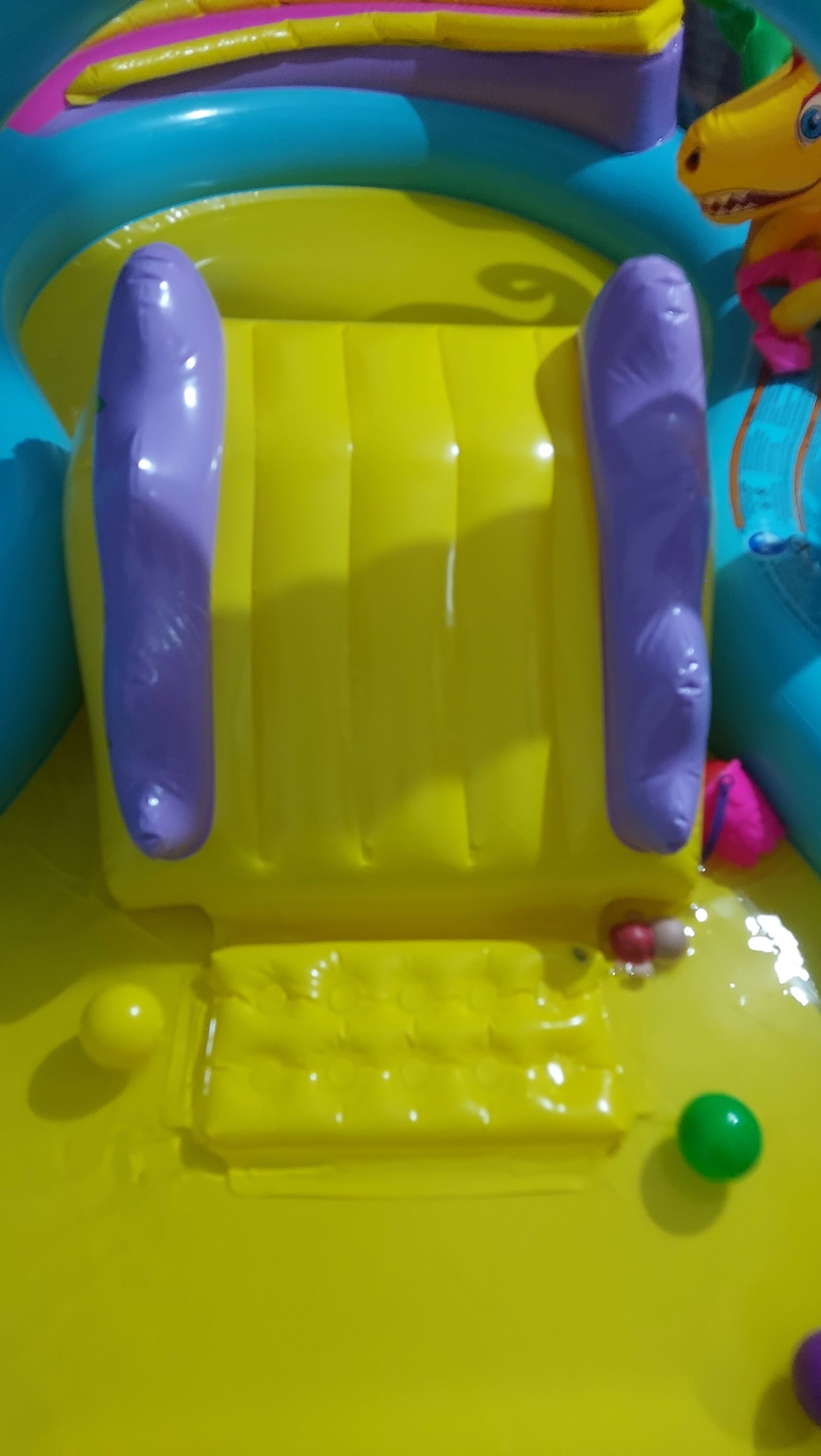 Intex kids swimming pool