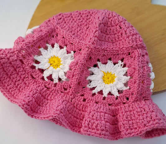 Cute Daisy Baby Cap – Soft, Breathable, and Perfect for All Seasons

