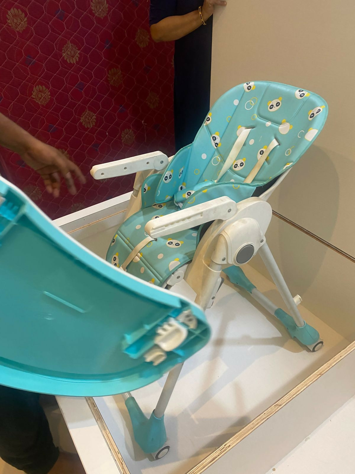 Make mealtimes comfortable and secure with the R for Rabbit Marshmellow High Chair—adjustable, easy to clean, and designed for your baby's growth!