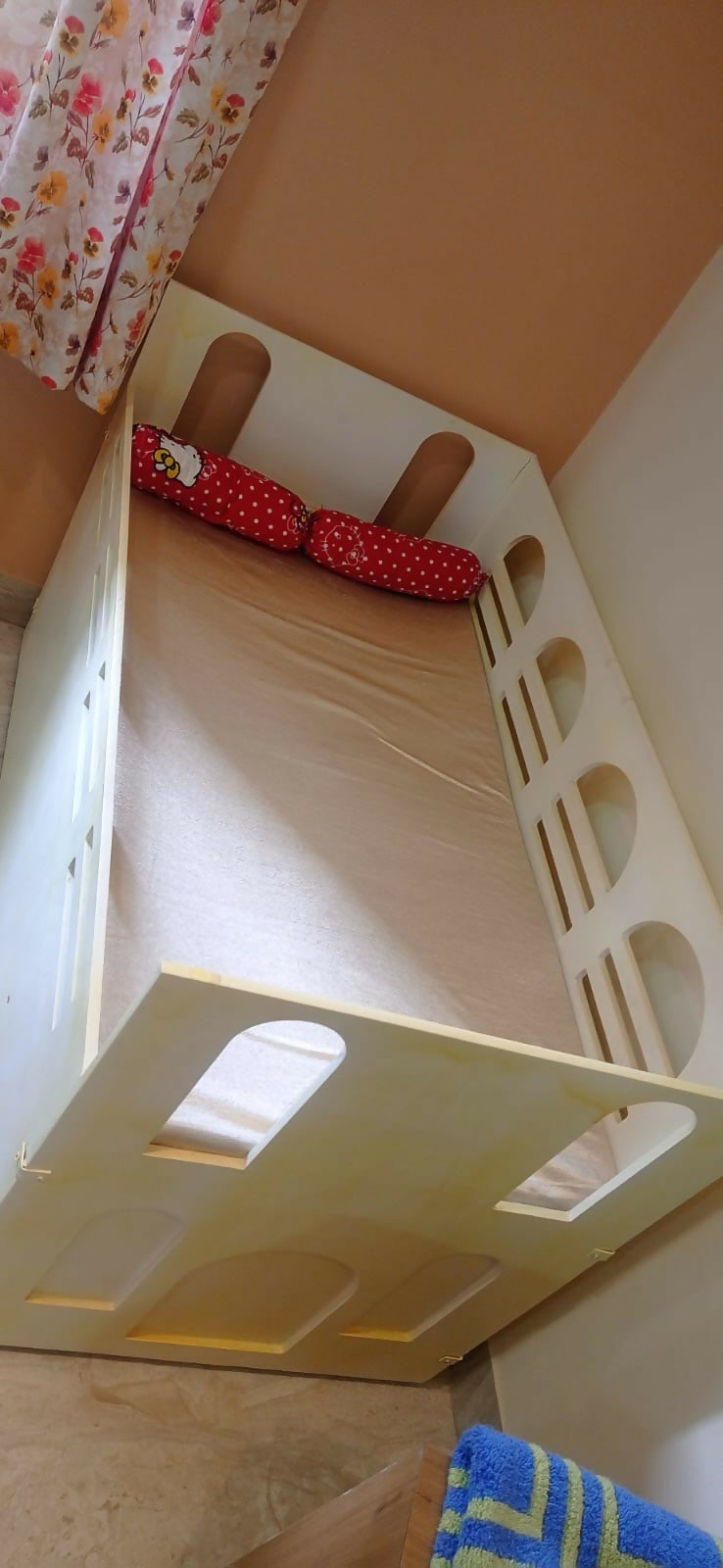 Customised Baby bed with storage, Dimensions: L49×W26×H28 inches - PyaraBaby