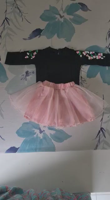 HOPSCOTCH Skirt and Top For Baby Girl