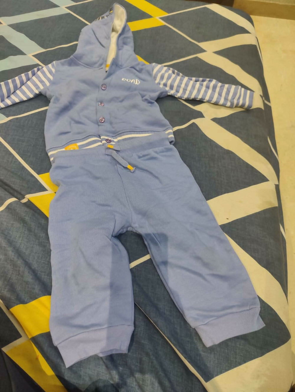 KARROT Hoodie and pant for Baby - PyaraBaby