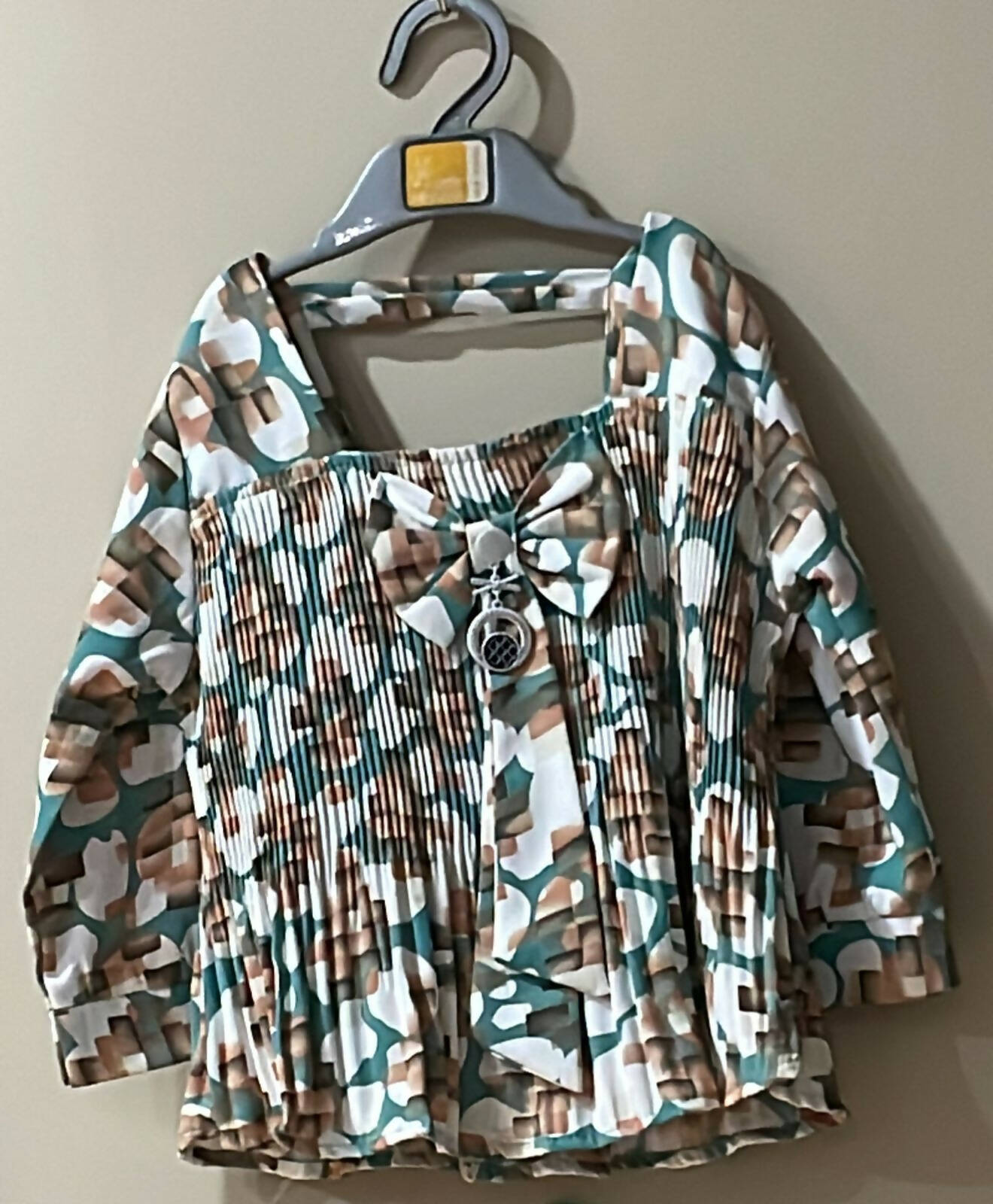 Elevate your baby girl's style with our charming collection of tops—crafted for comfort and designed to enchant! 