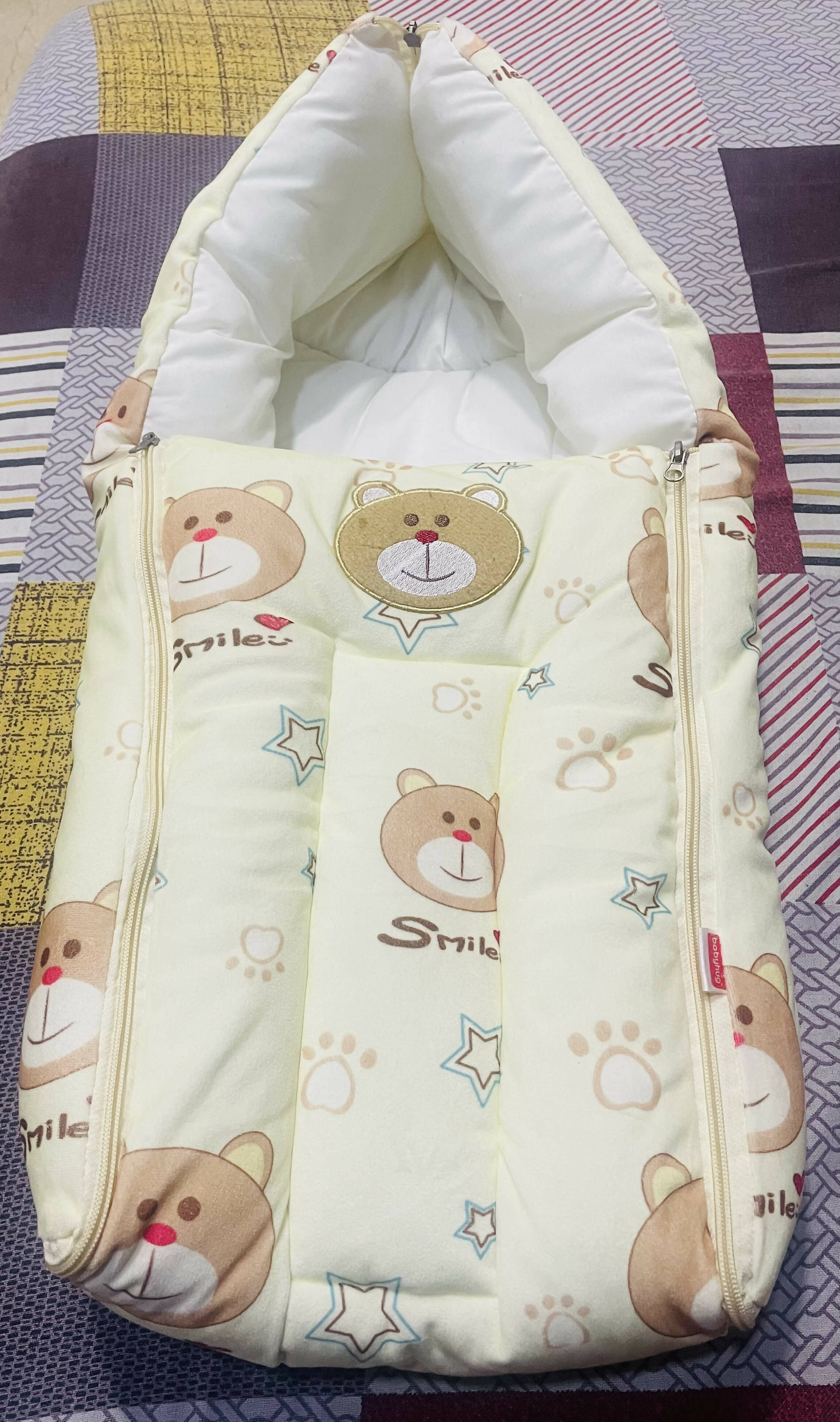 BABYHUG Sleeping Bag/Baby nest