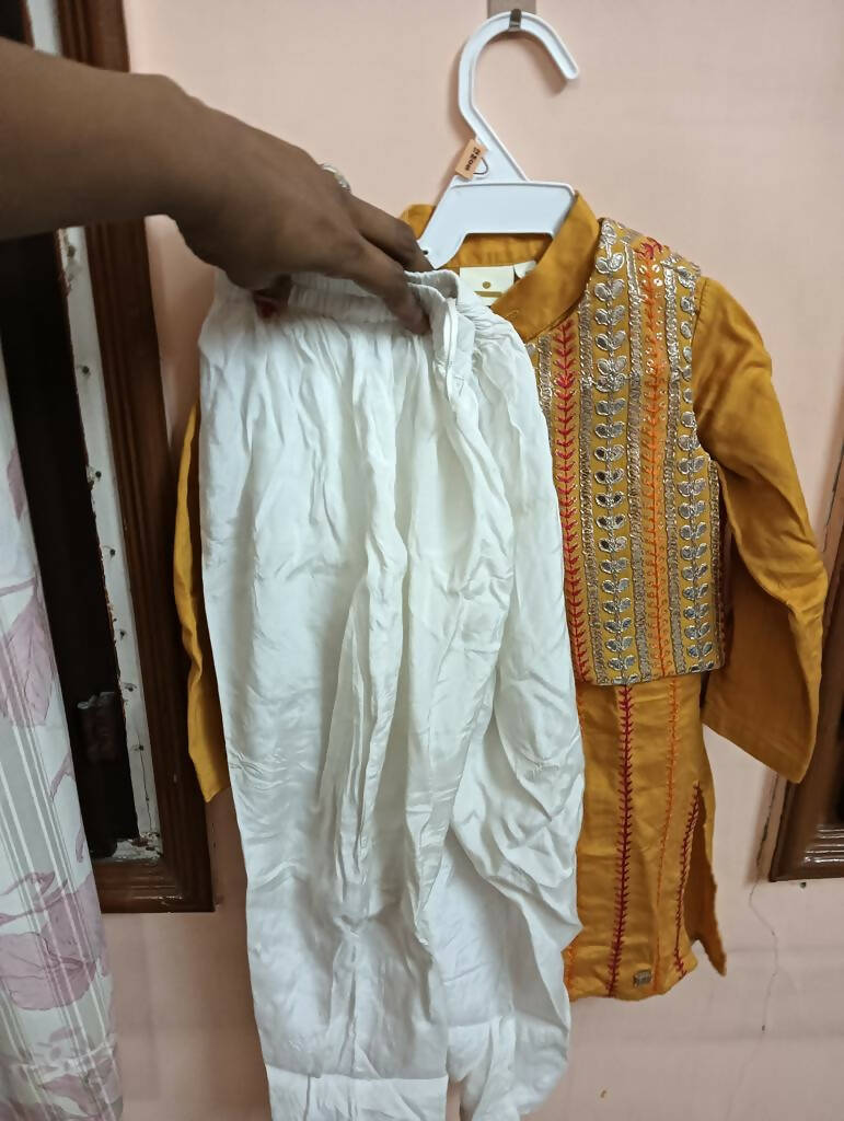 LES PETITS Yellow Kurta with Pyjama and Short Koti - PyaraBaby