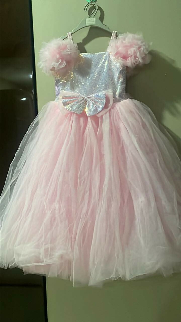 Dress your little princess in the MUMKINS Party Gown for Baby Girl—a glamorous and enchanting ensemble that combines comfort and sophistication for your precious bundle of joy.