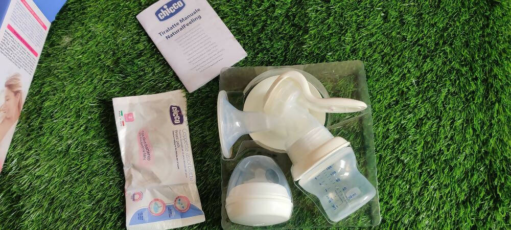 CHICCO Manual Breast Pump - PyaraBaby