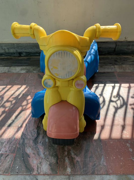 PLAYSKOOL Ride on Scooter - PyaraBaby
