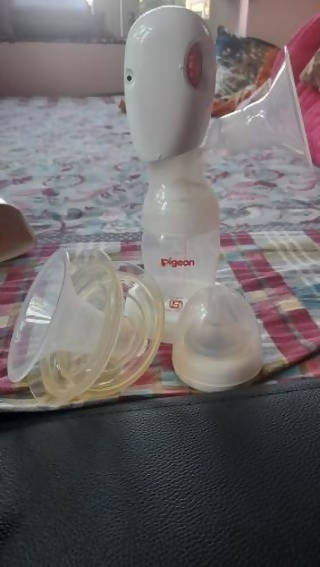 PIGEON Portable Electric Breast Pump - PyaraBaby